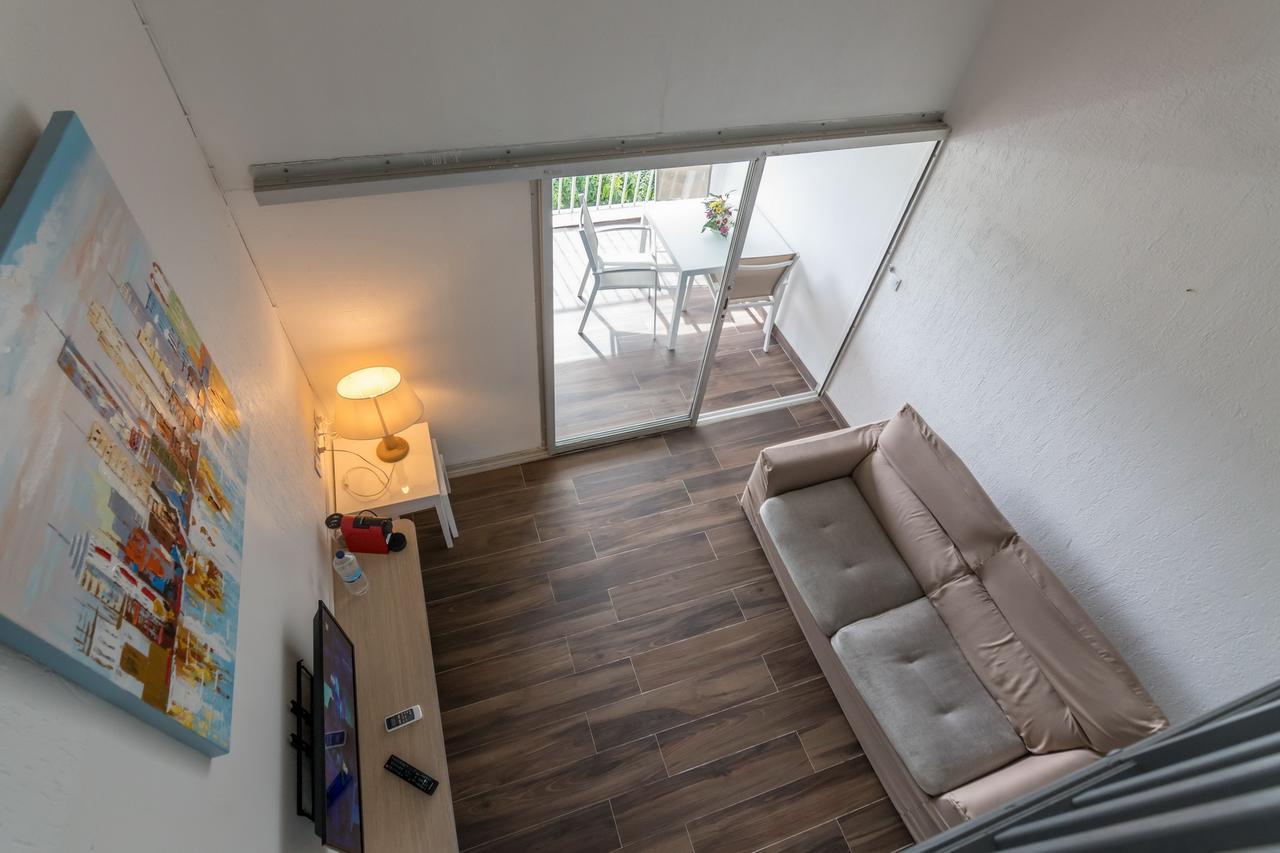 Апартаменты Superbe Studio En Duplex, Vue Sur Mer Et Piscine Ле-Гозье Экстерьер фото